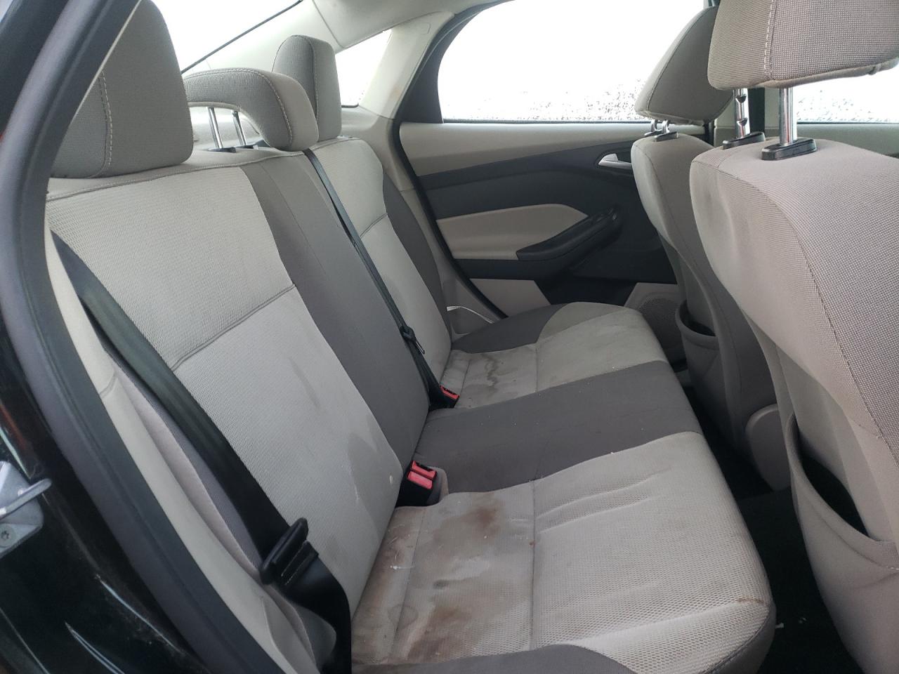 Photo 6 from auction – 2014 FORD FOCUS SE with VIN 1FADP3F24EL175595