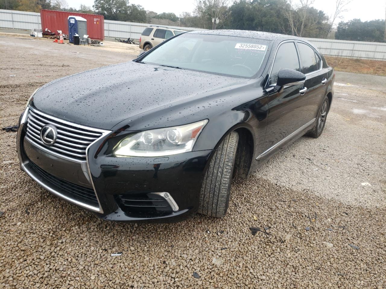 Photo 2 from auction – 2013 LEXUS LS 460 with VIN JTHBL5EF2D5122747