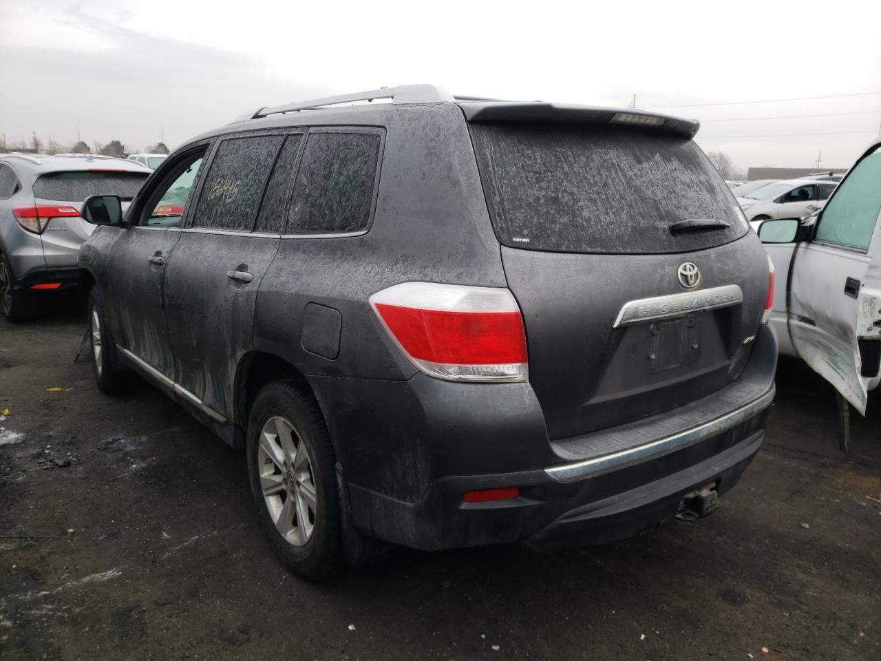 Photo 3 from auction – 2011 TOYOTA HIGHLANDER with VIN 5TDBK3EH2BS059229