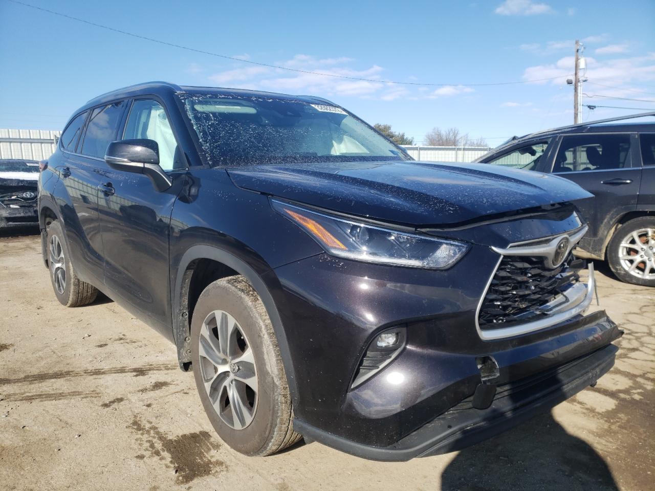 Photo 1 from auction – 2021 TOYOTA HIGHLANDER with VIN 5TDGZRBH9MS159906