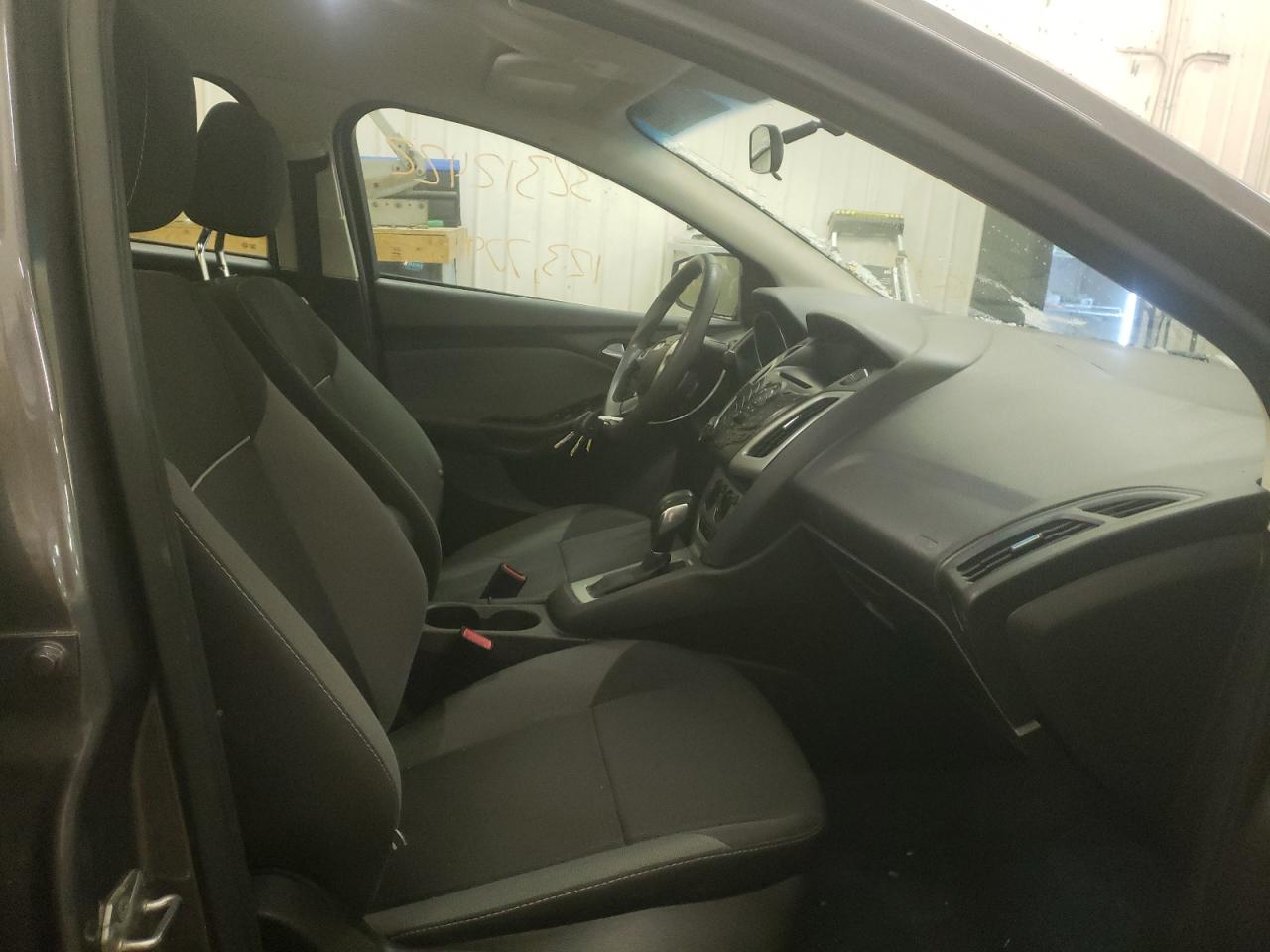 Photo 5 from auction – 2012 FORD FOCUS SE with VIN 1FAHP3F20CL273604