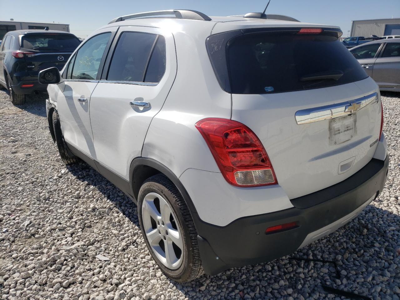 Photo 3 from auction – 2016 CHEVROLET TRAX LTZ with VIN 3GNCJMSB7GL278172