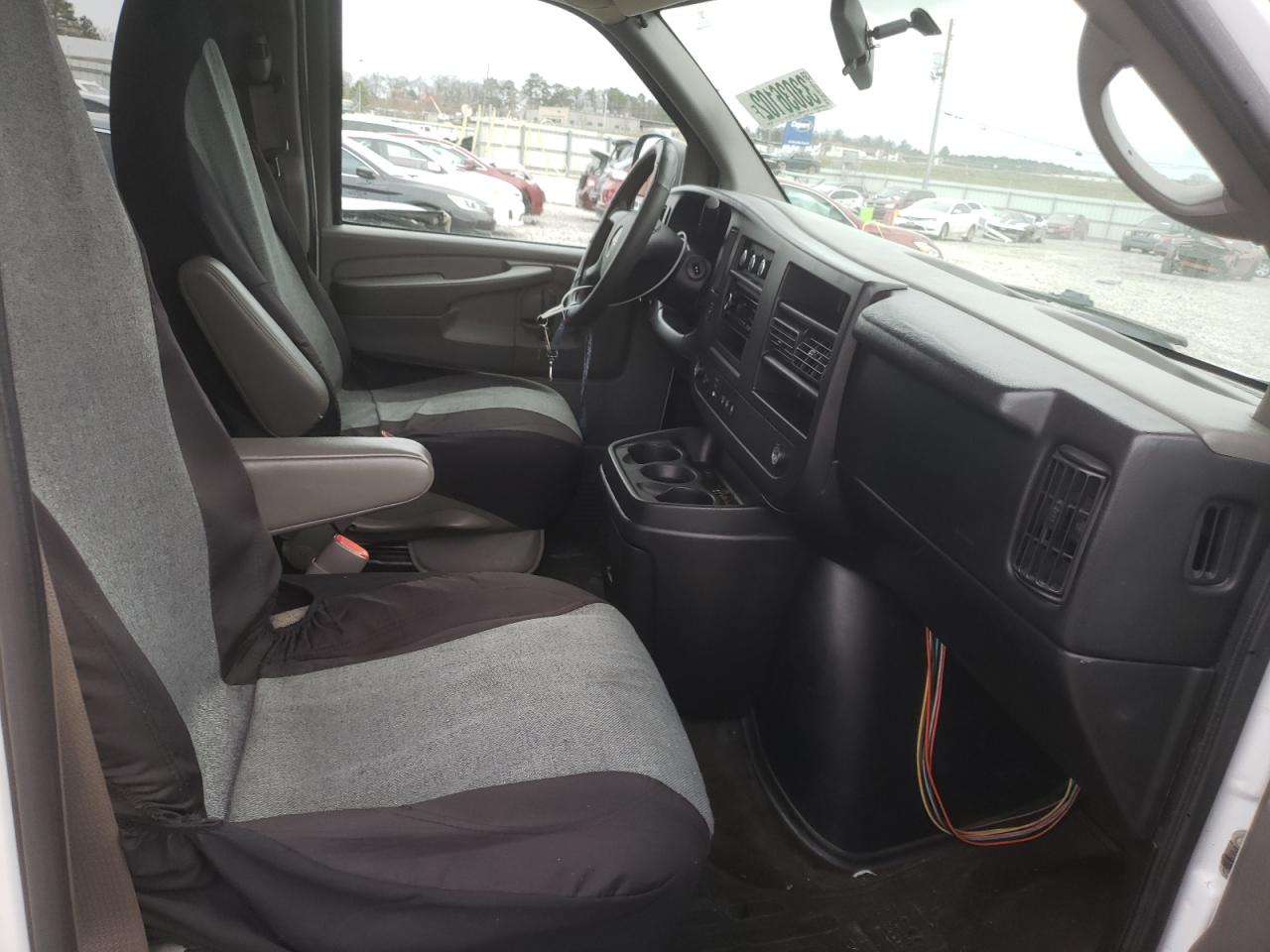 Photo 5 from auction – 2013 GMC SAVANA G35 with VIN 1GJZ71FA9D1139769