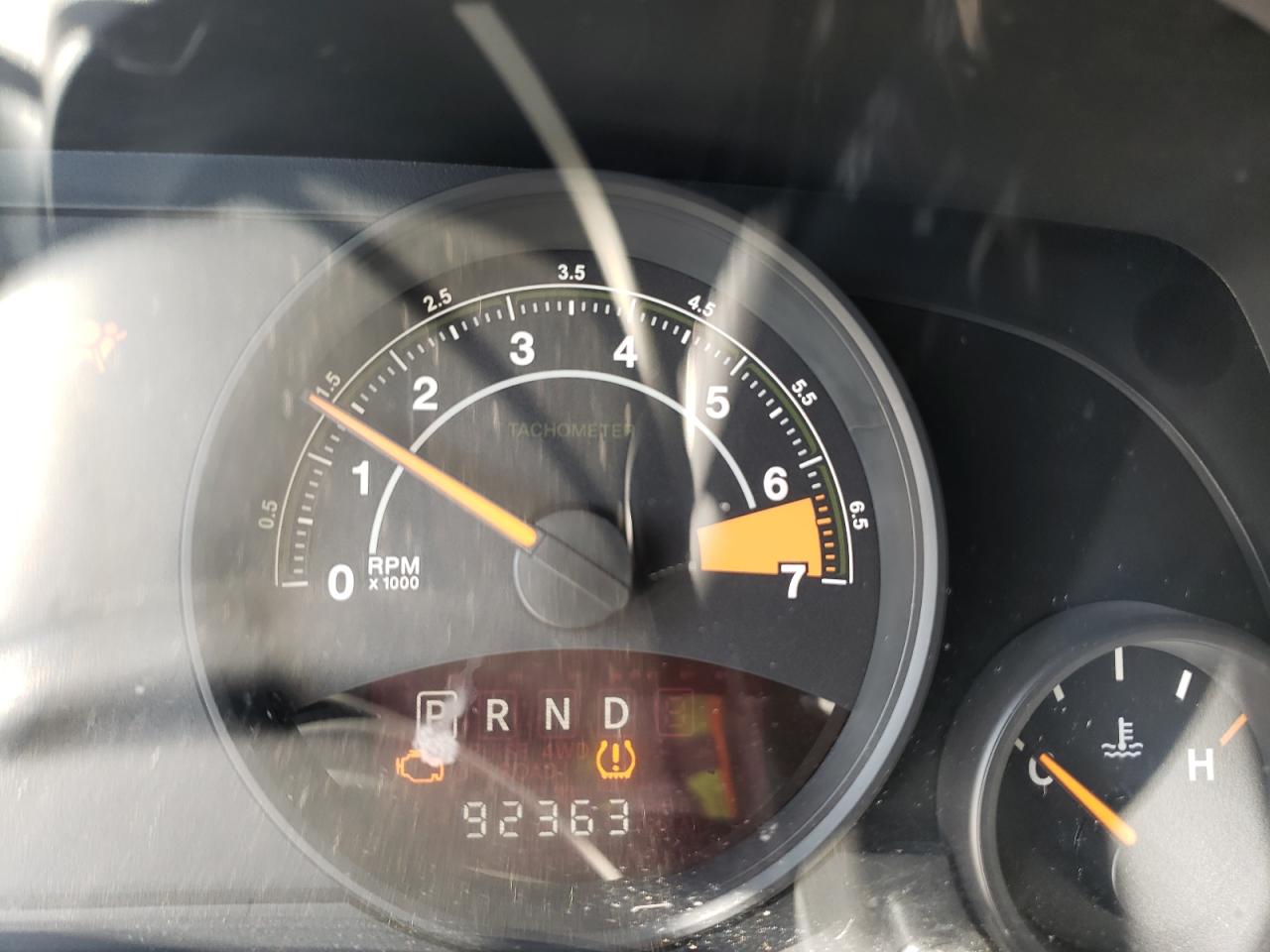 Photo 8 from auction – 2015 JEEP PATRIOT LA with VIN 1C4NJPFA2FD107290