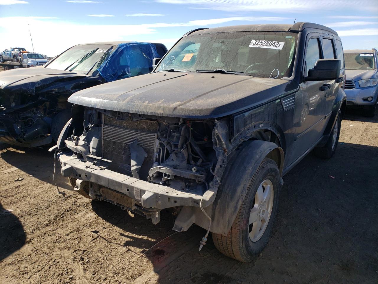 Photo 2 from auction – 2008 DODGE NITRO SXT with VIN 1D8GU28K88W290020