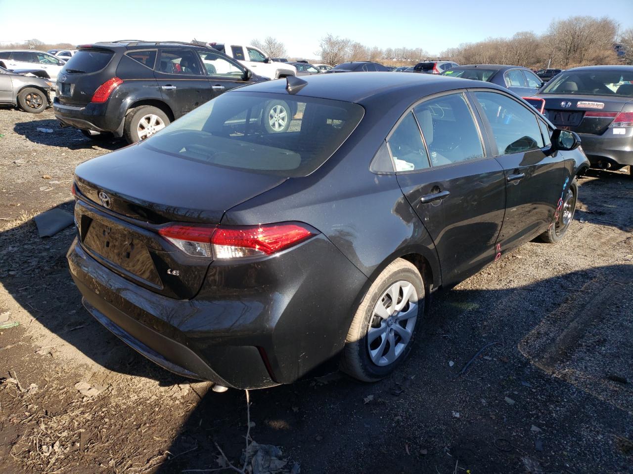 Photo 4 from auction – 2021 TOYOTA COROLLA LE with VIN 5YFEPMAE9MP251078