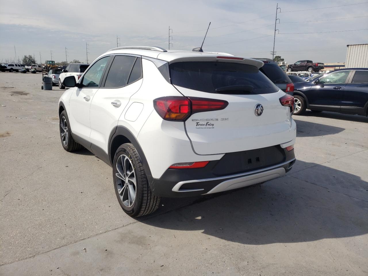 Photo 3 from auction – 2021 BUICK ENCORE GX with VIN KL4MMDS25MB051218
