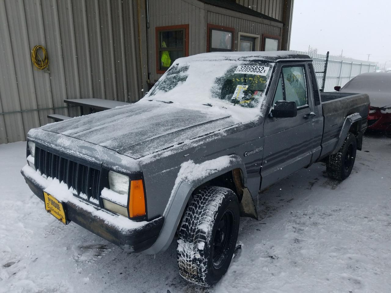 Photo 2 from auction – 1992 JEEP COMANCHE P with VIN 1J7FT36S2NL115259