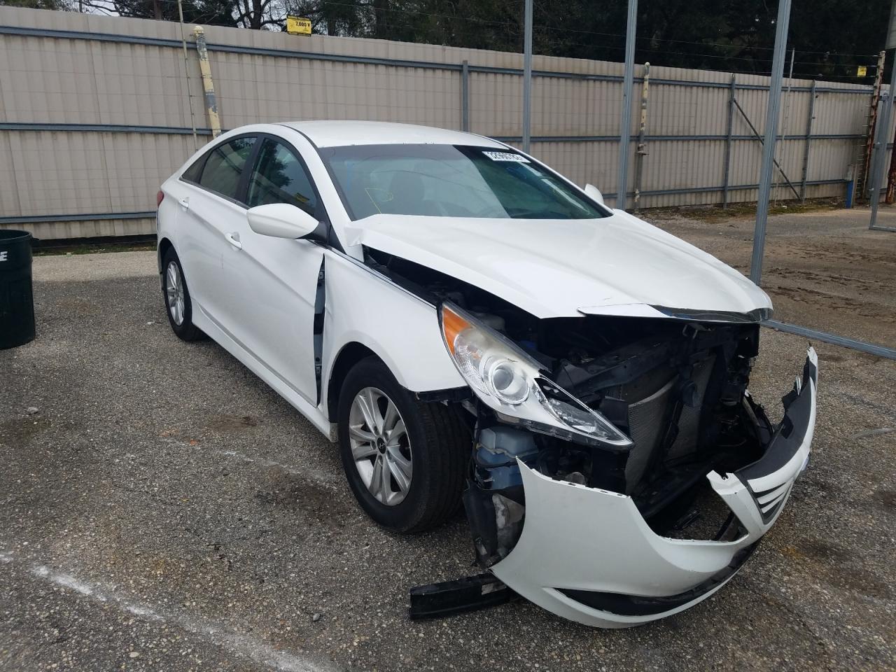 HYUNDAI SONATA GLS 2014 with VIN 5NPEB4AC0EH879753 - Photo from auction