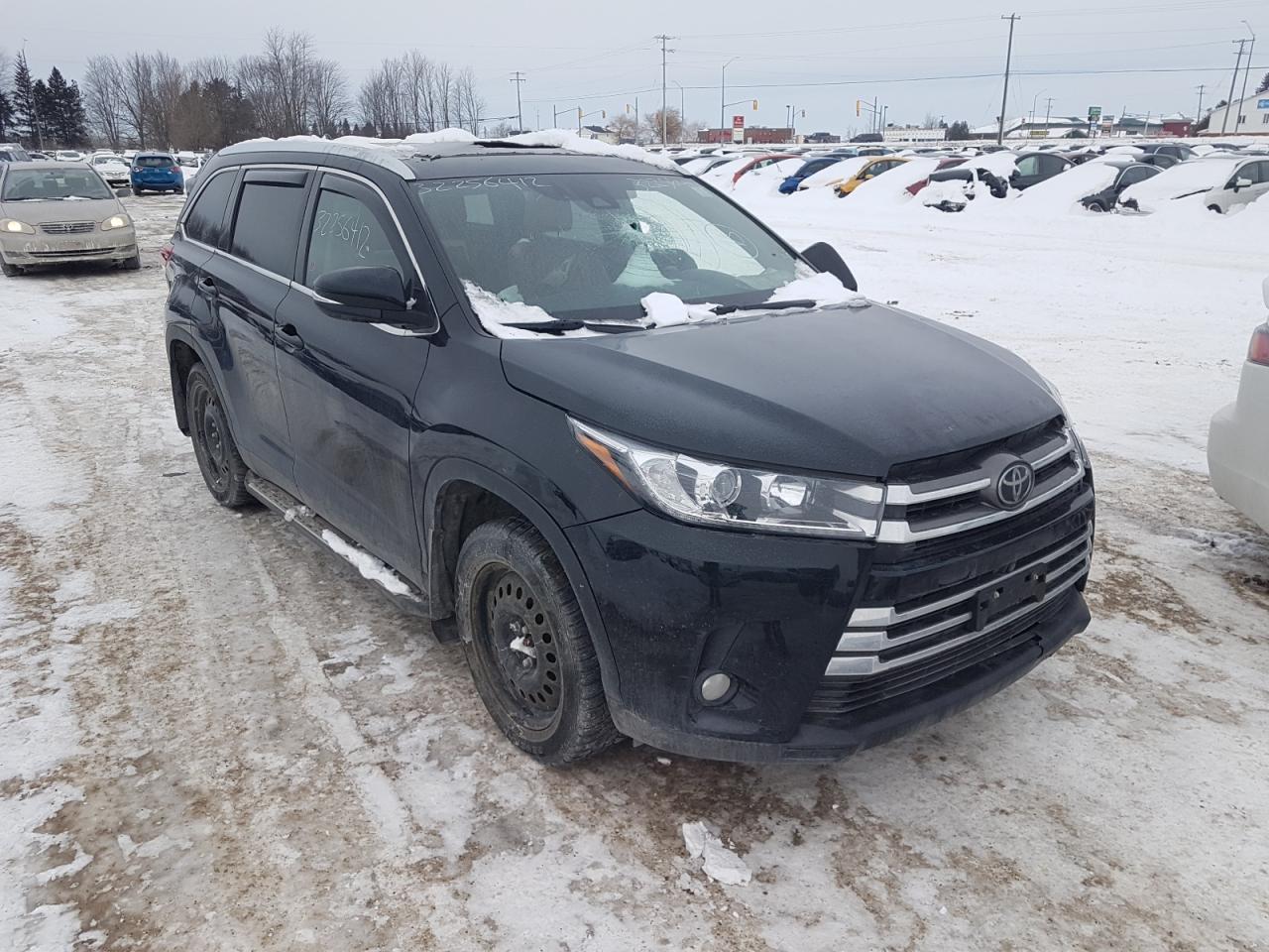 TOYOTA HIGHLANDER 2017 с VIN 5TDDZRFH8HS469371 - Фото с аукциона
