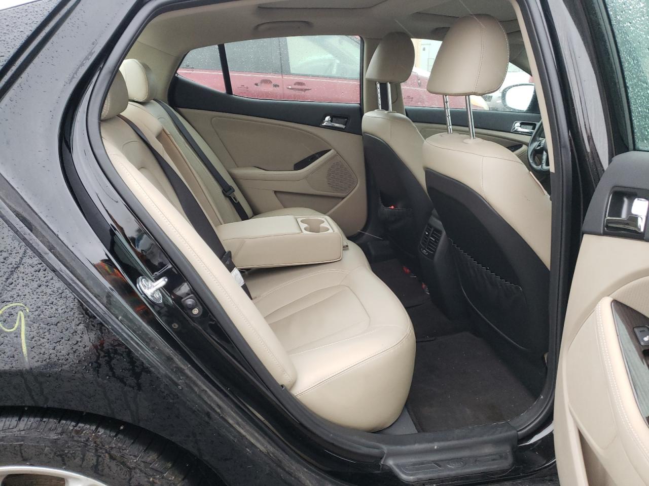 Photo 6 from auction – 2011 KIA OPTIMA EX with VIN KNAGN4A7XB5084060
