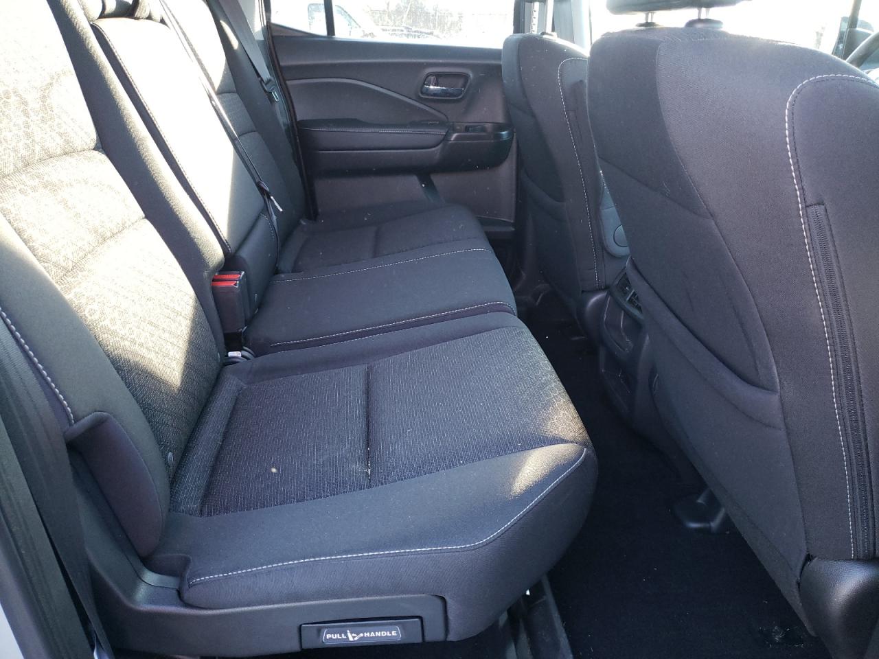 Photo 6 from auction – 2021 HONDA RIDGELINE with VIN 5FPYK3F1XMB014372