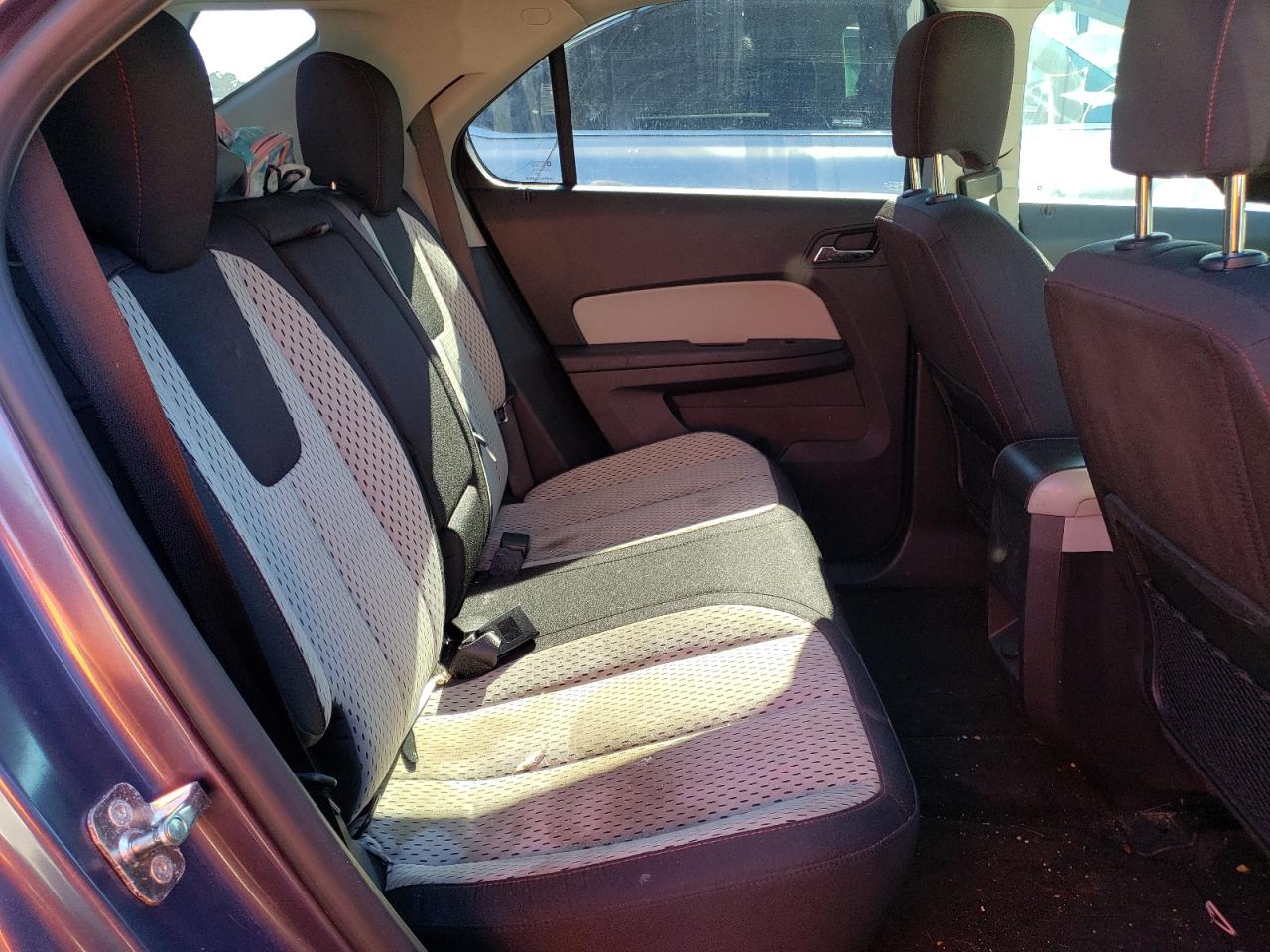 Photo 6 from auction – 2014 CHEVROLET EQUINOX LS with VIN 2GNFLEEK8E6363824