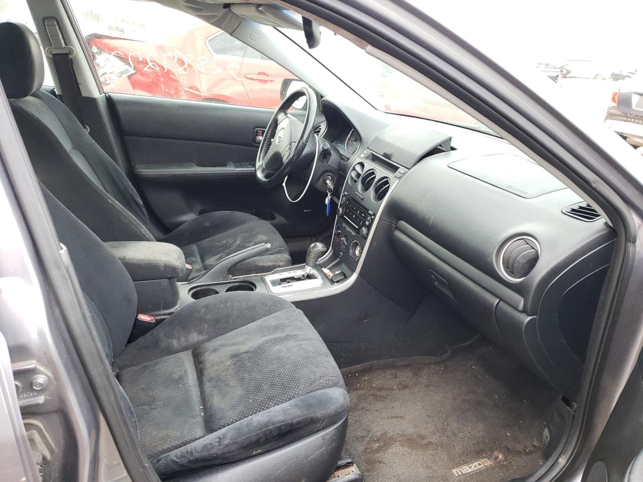 Photo 5 from auction – 2006 MAZDA 6 I with VIN 1YVHP80C865M03706