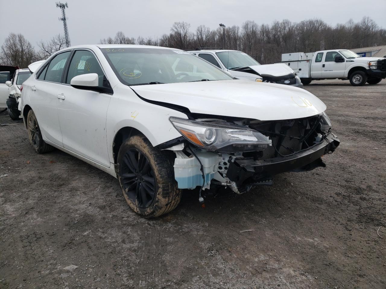 TOYOTA CAMRY LE 2017 with VIN 4T1BF1FK8HU372109 - Photo from auction