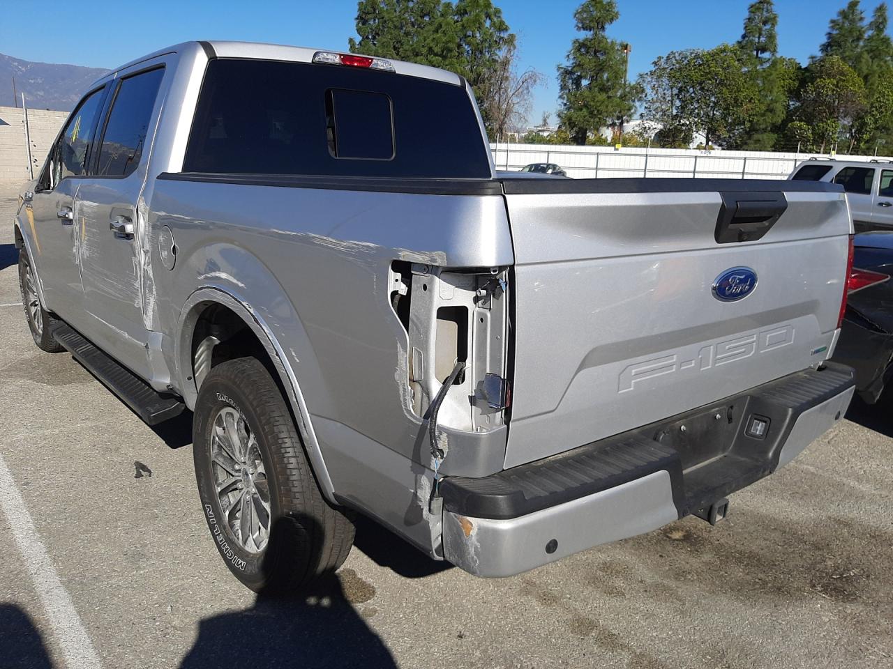 Photo 3 from auction – 2019 FORD F150 SUPER with VIN 1FTEW1E41KKE65206
