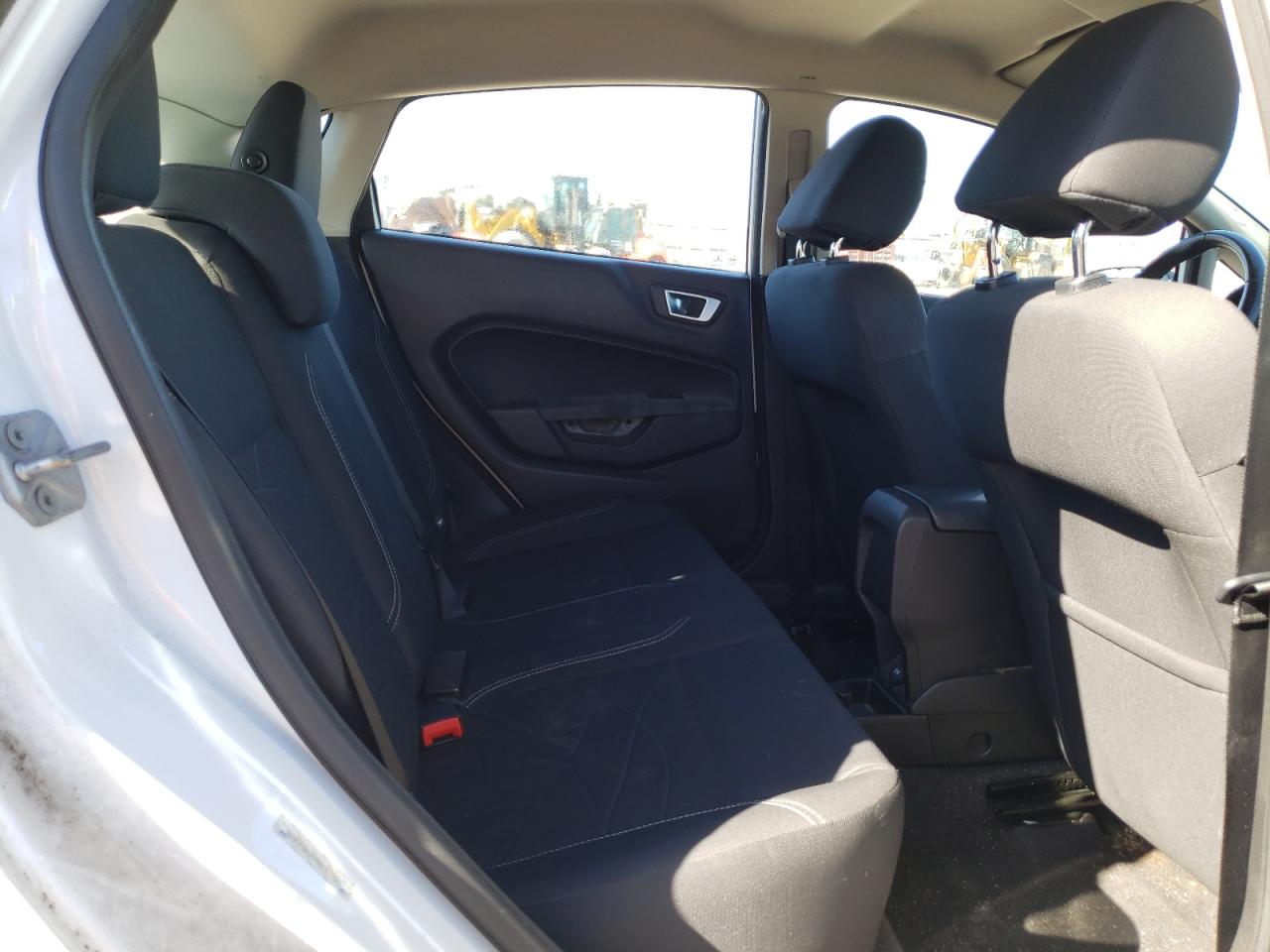 Photo 6 from auction – 2014 FORD FIESTA SE with VIN 3FADP4EJ2EM117806