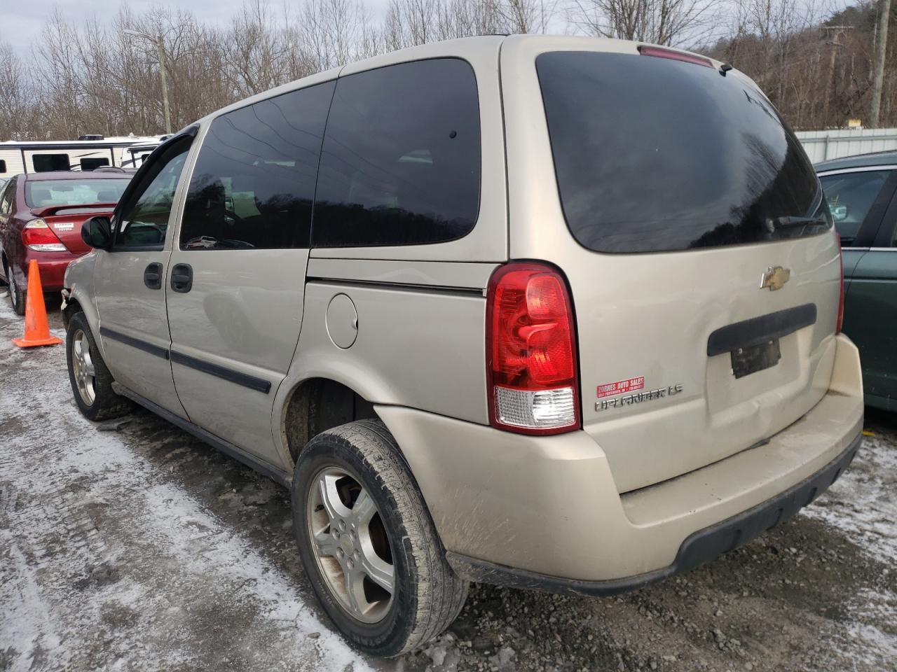 Photo 3 from auction – 2007 CHEVROLET UPLANDER L with VIN 1GNDU231X7D129296