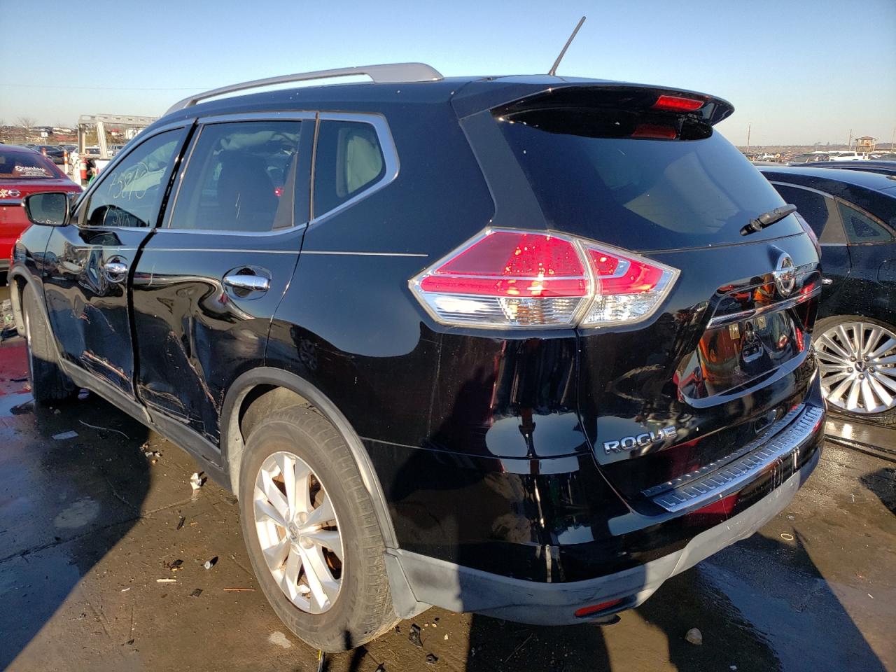 Photo 3 from auction – 2015 NISSAN ROGUE S with VIN KNMAT2MT7FP518652