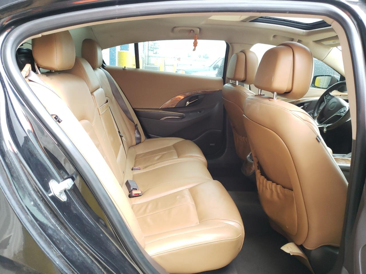 Photo 6 from auction – 2014 BUICK LACROSSE with VIN 1G4GB5G33EF151694