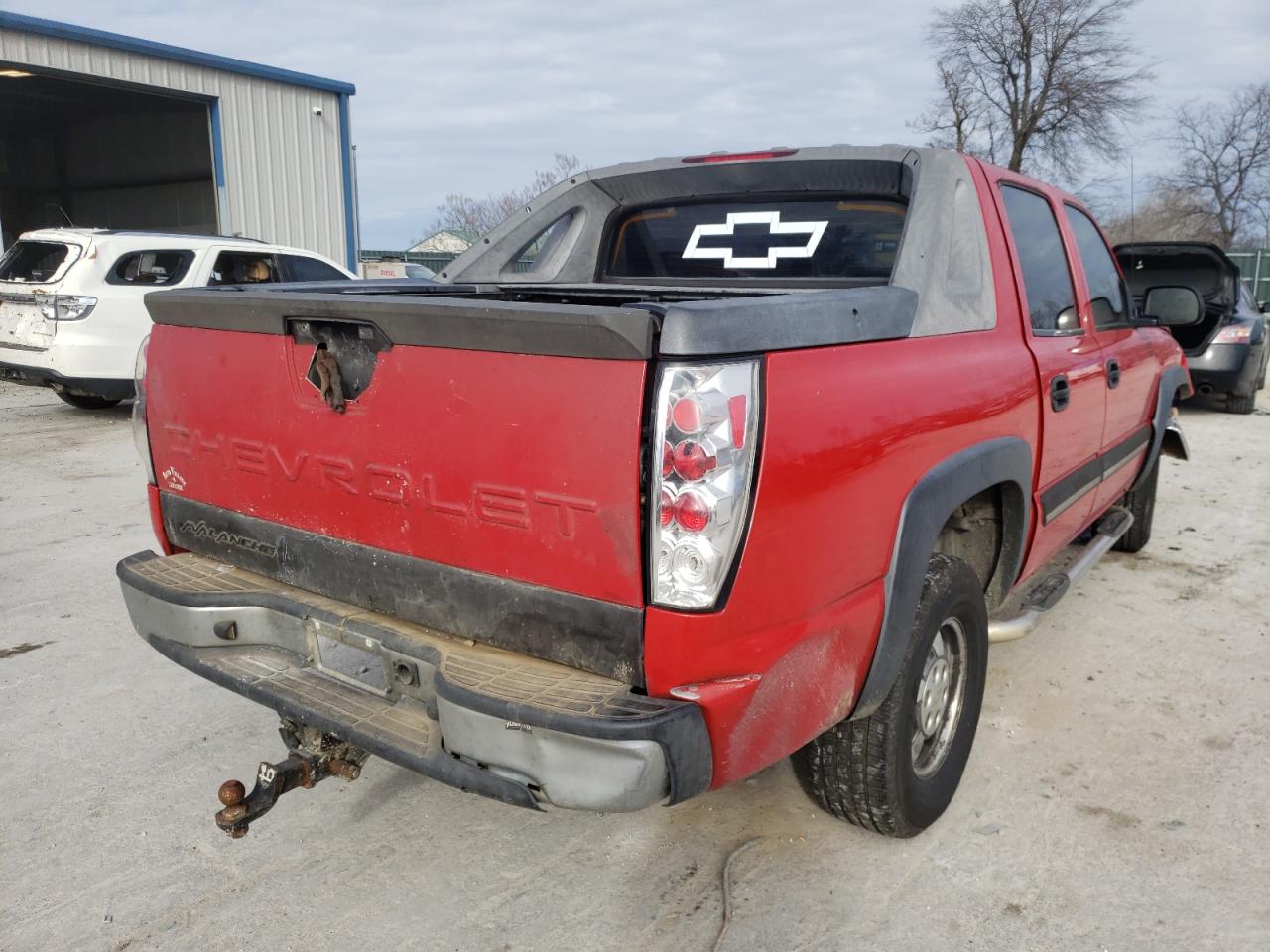 Photo 4 from auction – 2004 CHEVROLET AVALANCHE with VIN 3GNEC12T64G245730