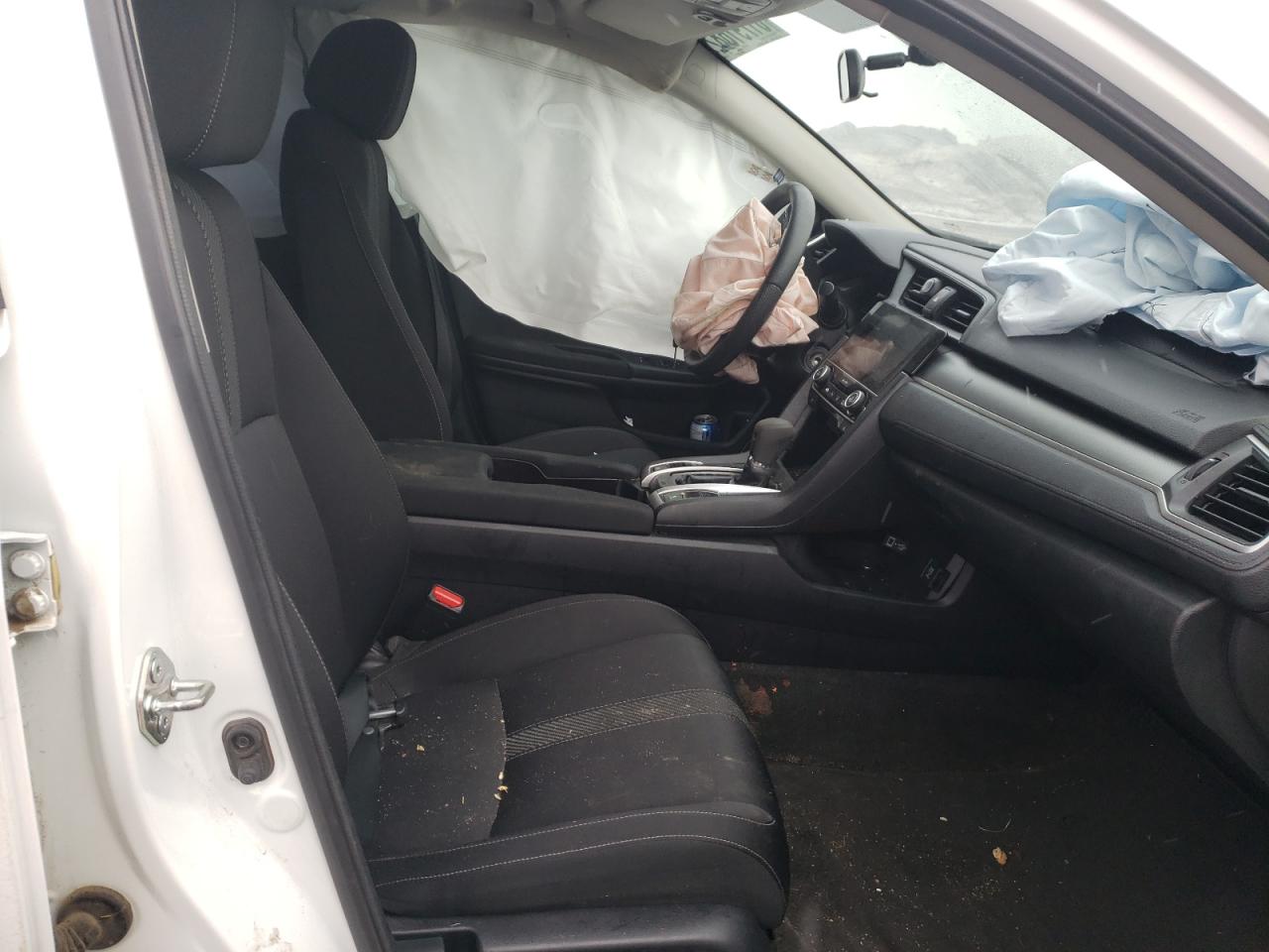Photo 5 from auction – 2018 HONDA CIVIC LX with VIN 2HGFC2F50JH023907