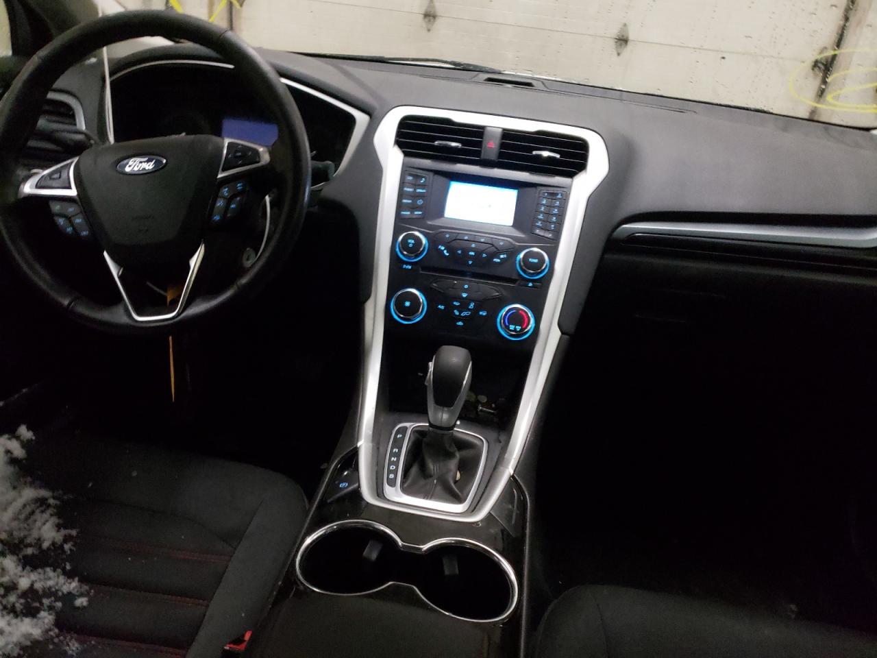 Photo 9 from auction – 2014 FORD FUSION SE with VIN 3FA6P0HD8ER216561