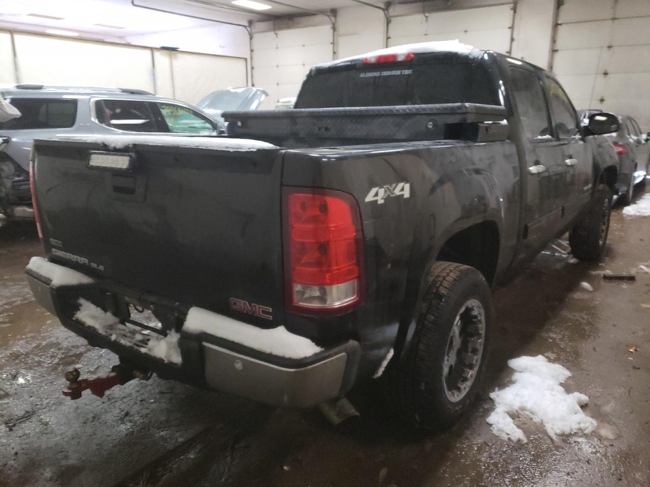 Photo 4 from auction – 2012 GMC SIERRA K15 with VIN 3GTP2VE70CG107044