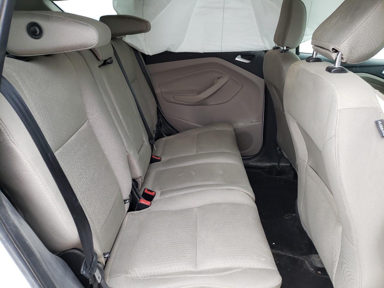 Photo 6 from auction – 2019 FORD ESCAPE SE with VIN 1FMCU9GD7KUA19019
