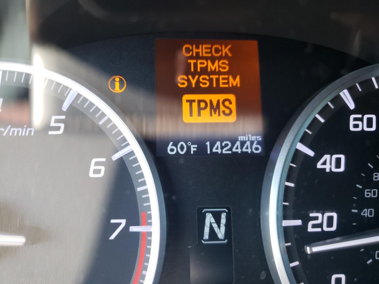 Photo 8 from auction – 2013 ACURA RDX TECHNO with VIN 5J8TB3H54DL012795