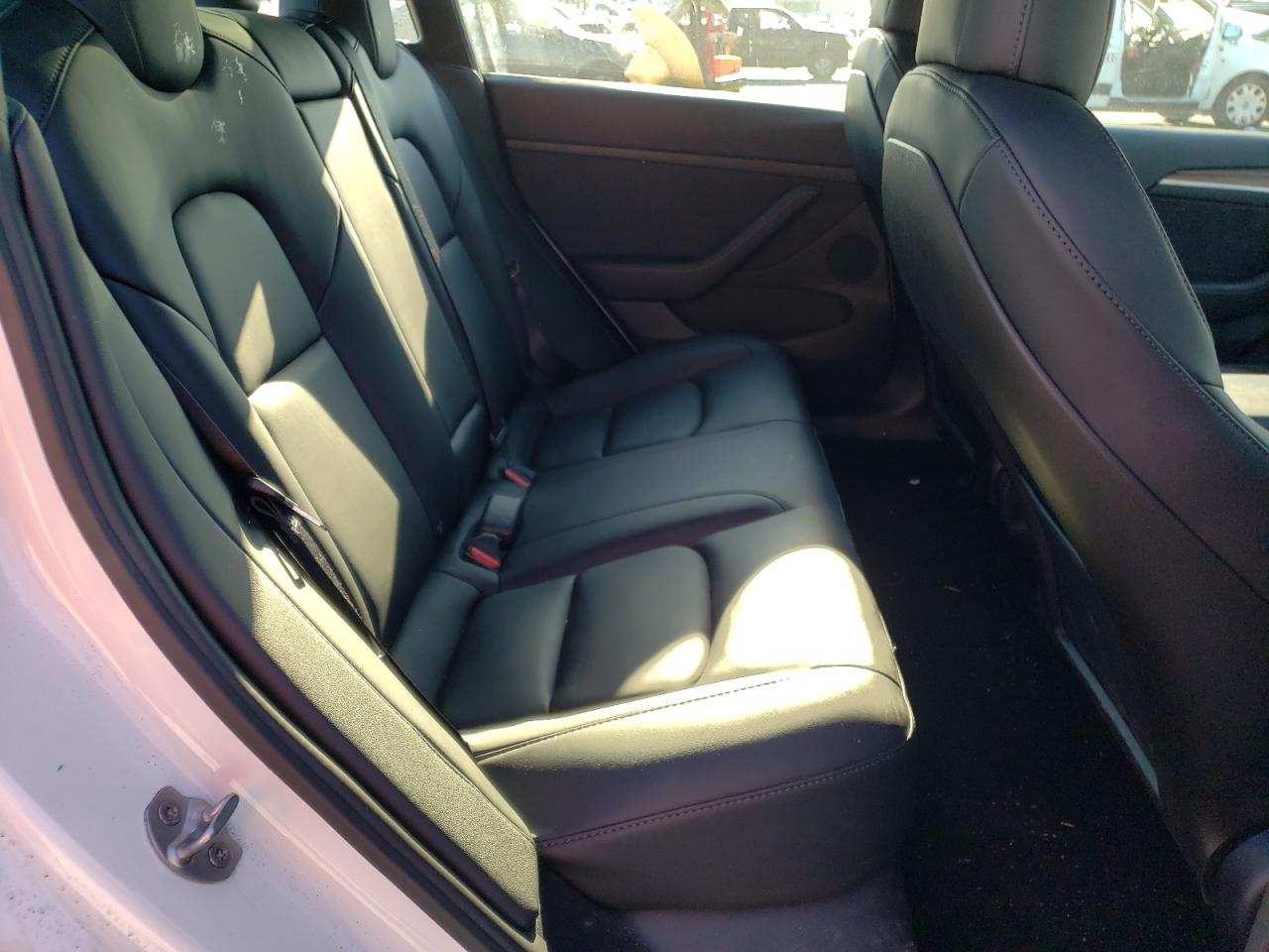 Photo 6 from auction – 2021 TESLA MODEL 3 with VIN 5YJ3E1EAXMF992547