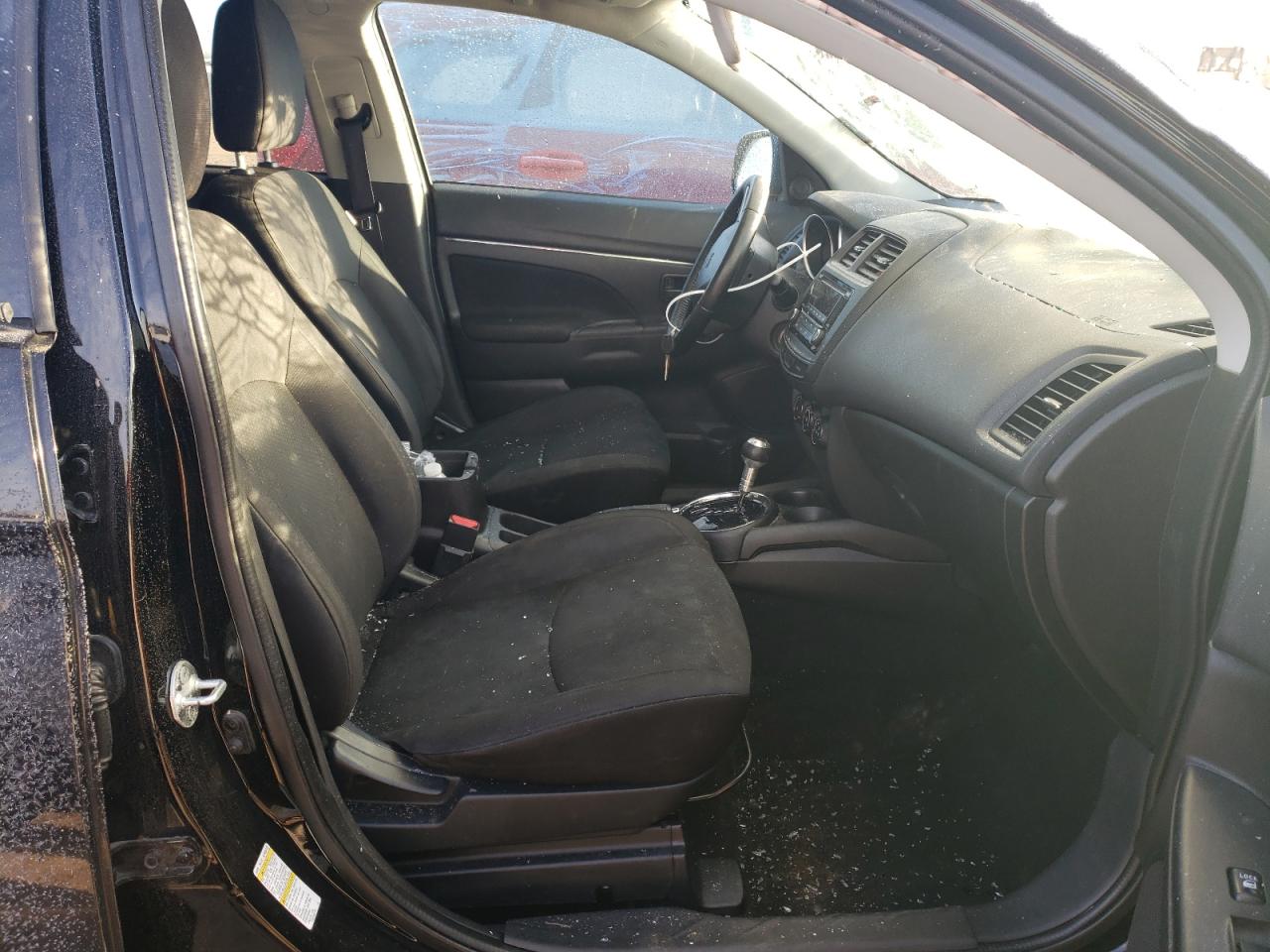 Photo 5 from auction – 2015 MITSUBISHI OUTLANDER with VIN 4A4AP3AU5FE009977