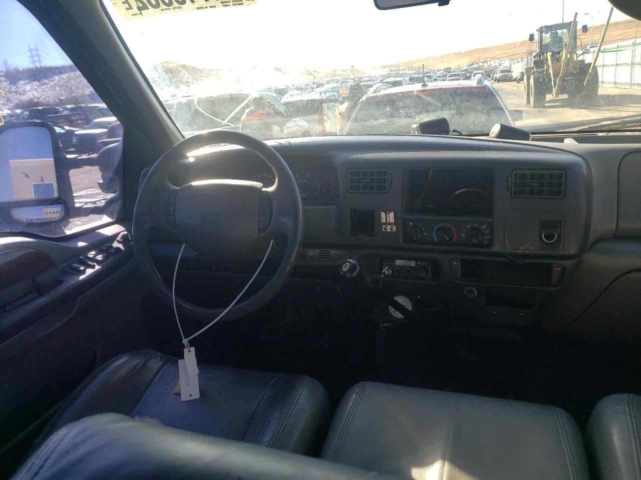 Photo 9 from auction – 2002 FORD F250 SUPER with VIN 1FTNW21F22EB49633