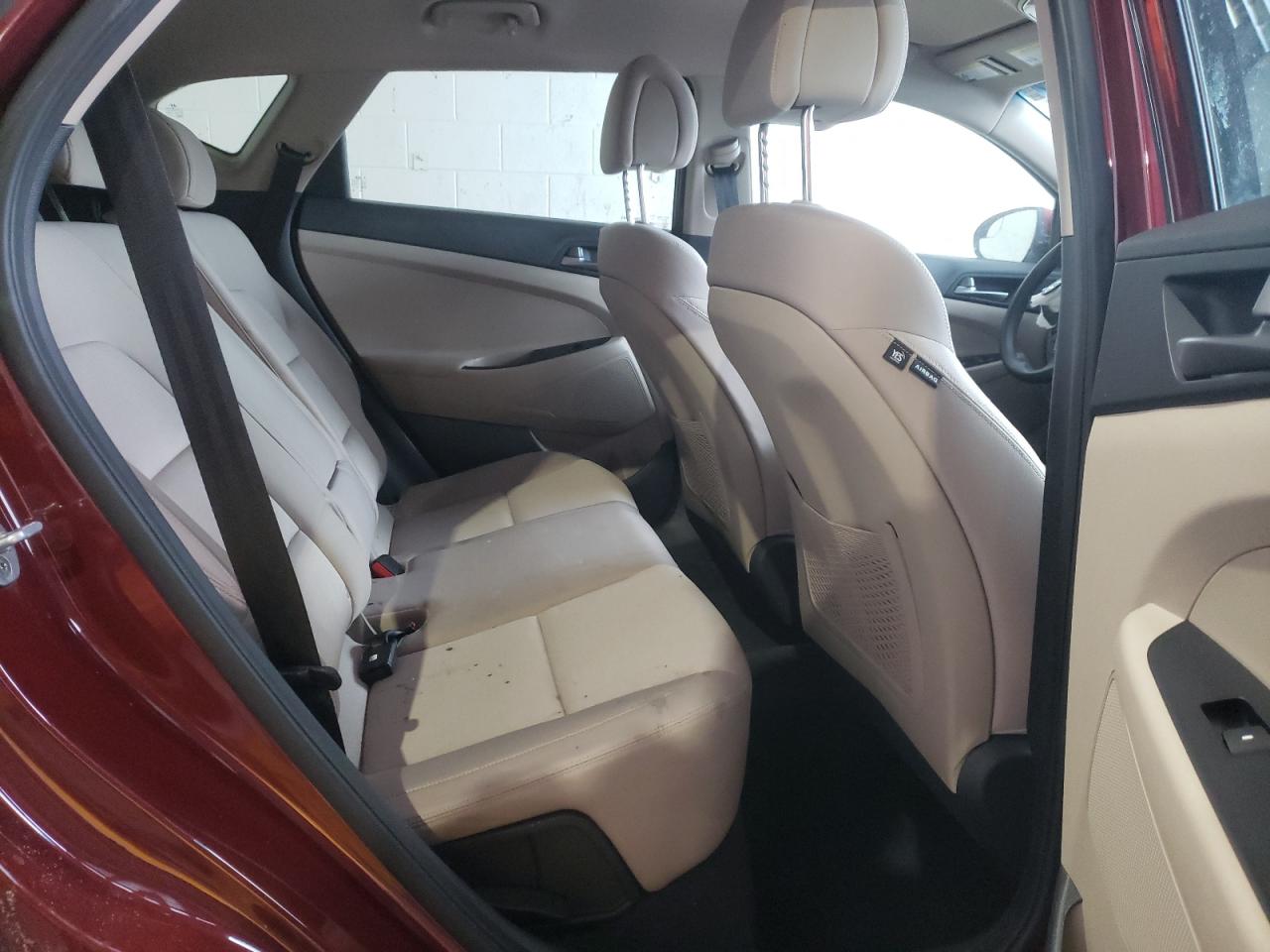 Photo 6 from auction – 2016 HYUNDAI TUCSON LIM with VIN KM8J3CA42GU196939