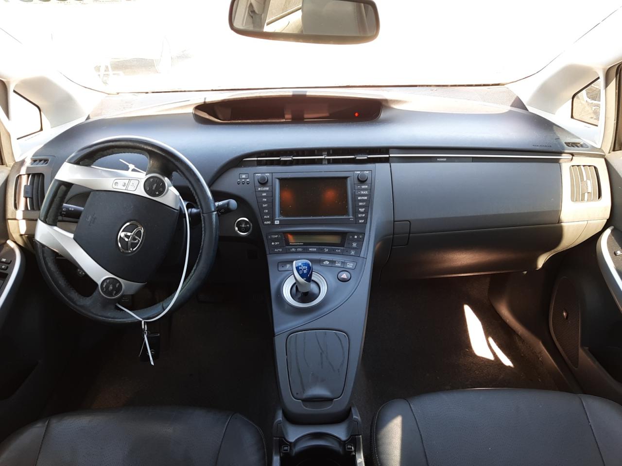 Photo 9 from auction – 2010 TOYOTA PRIUS with VIN JTDKN3DU4A0209218
