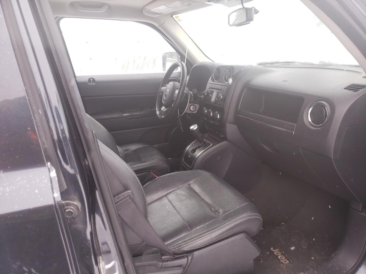 Photo 5 from auction – 2015 JEEP PATRIOT with VIN 1C4NJRAB9FD411552