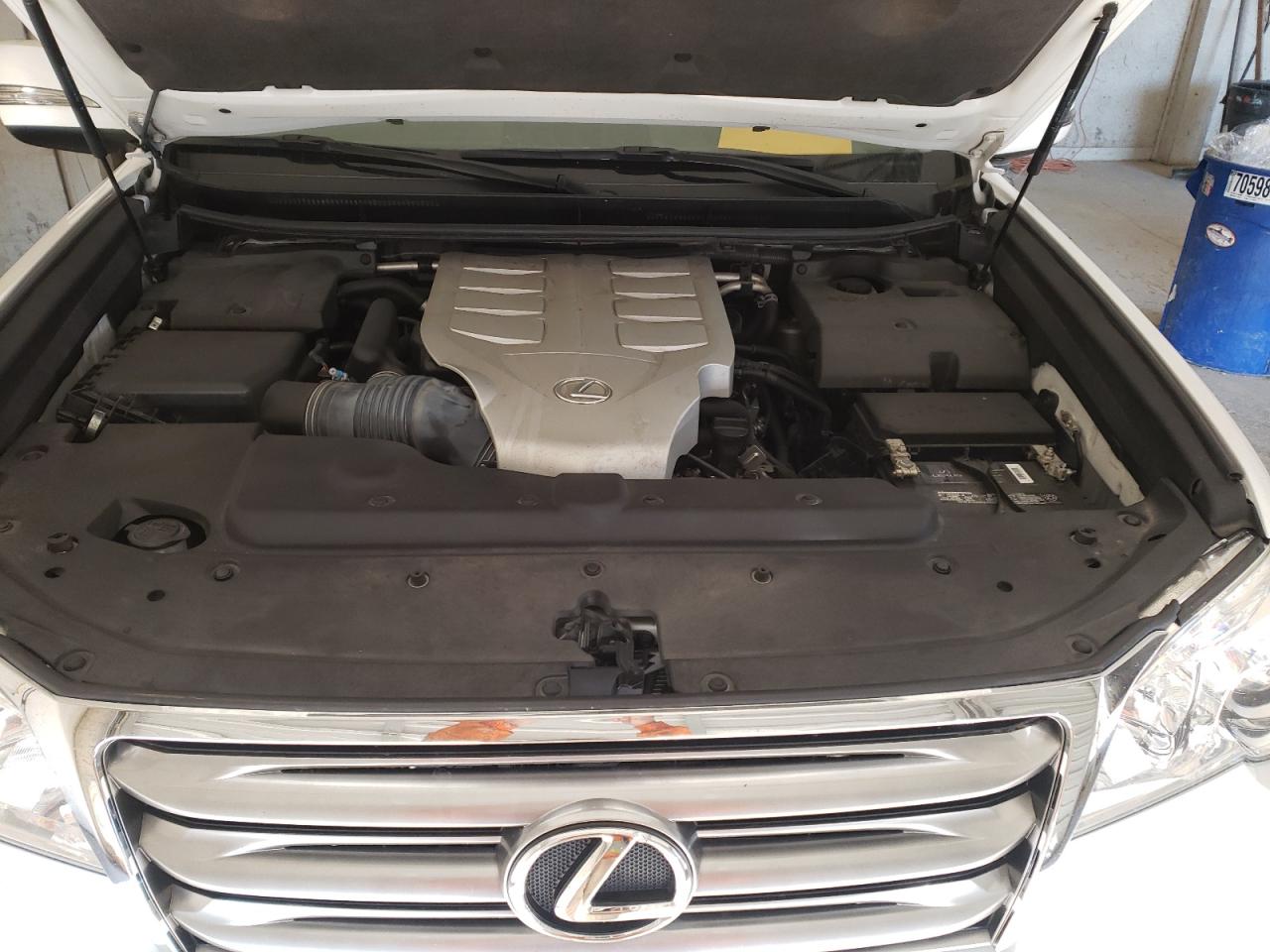 Photo 7 from auction – 2012 LEXUS GX 460 PRE with VIN JTJJM7FX4C5048000