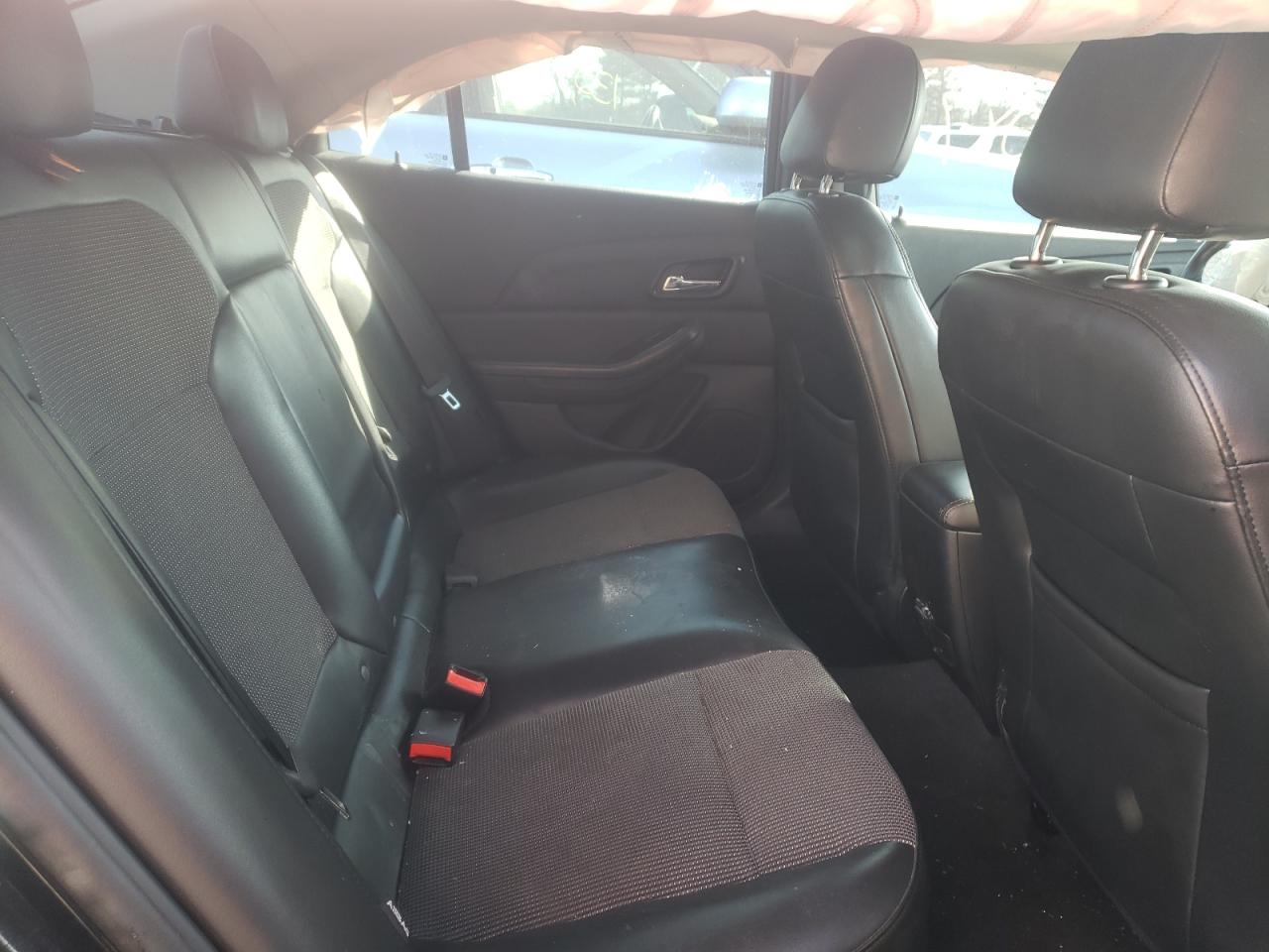 Photo 6 from auction – 2015 CHEVROLET MALIBU 2LT with VIN 1G11D5SLXFF322608
