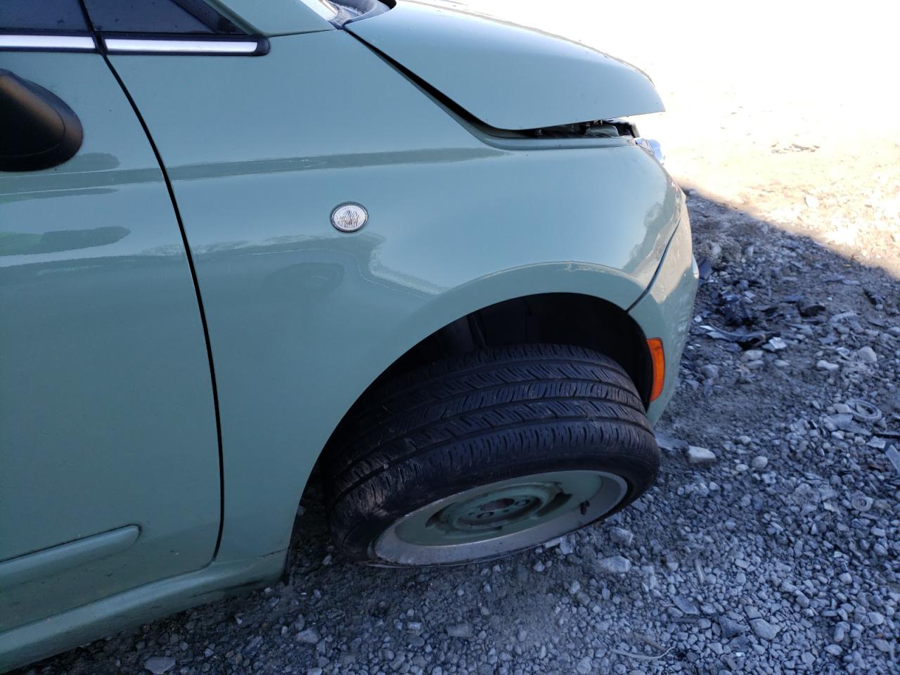 Photo 9 from auction – 2015 FIAT 500 LOUNGE with VIN 3C3CFFCR8FT528331