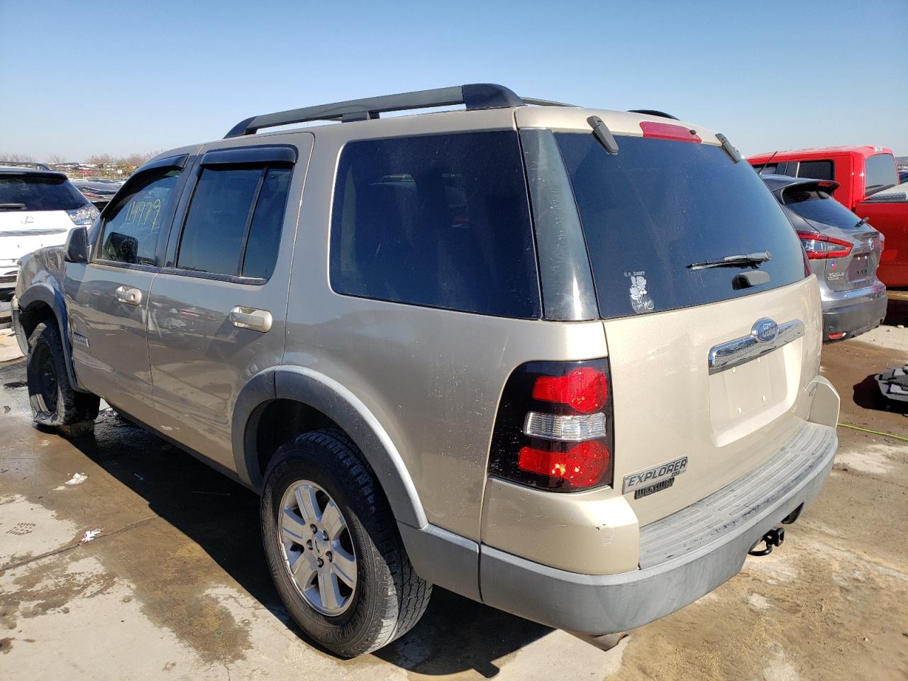 Photo 3 from auction – 2007 FORD EXPLORER X with VIN 1FMEU63E27UB72632