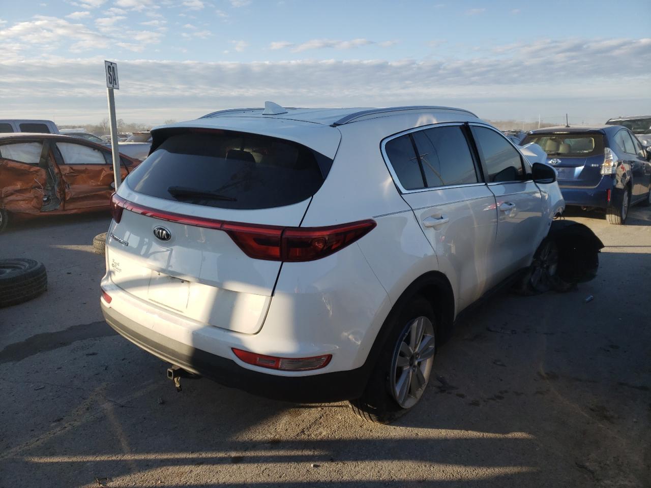 Photo 4 from auction – 2017 KIA SPORTAGE L with VIN KNDPM3AC7H7242560