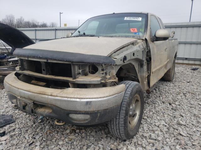 صورة رقم 2 من المزاد - 2000 FORD F150 مع VIN 1FTRX18W5YNA27940