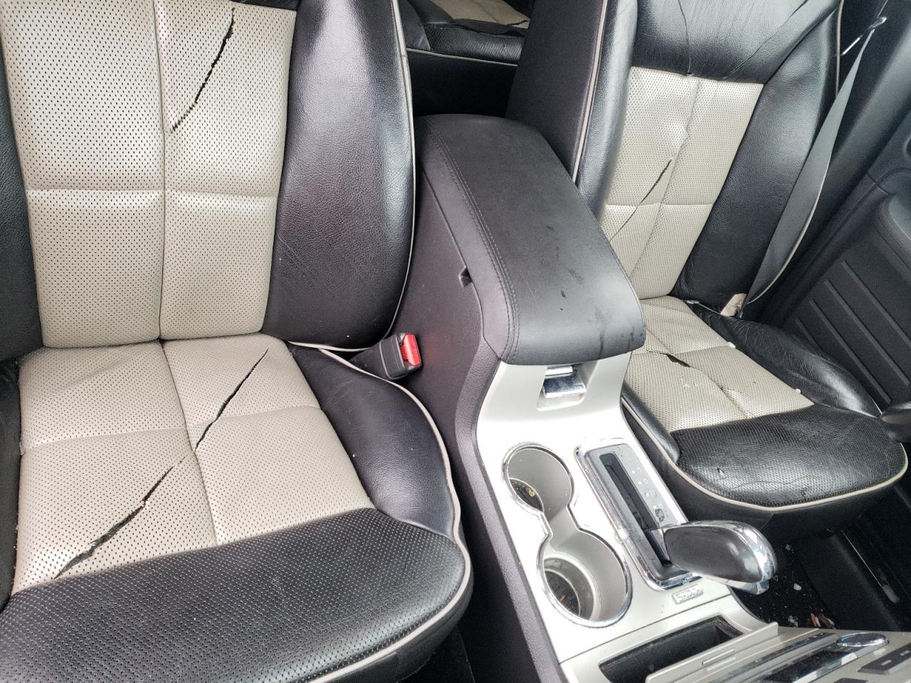 Photo 9 from auction – 2008 LINCOLN MKX with VIN 2LMDU88C48BJ08814