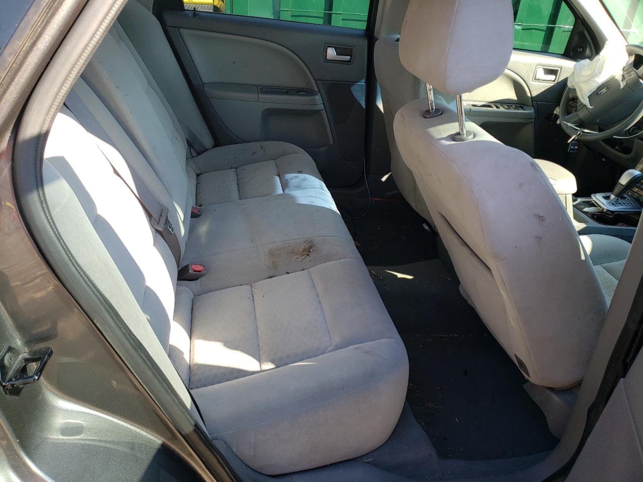 Photo 6 from auction – 2005 FORD FIVE HUNDR with VIN 1FAFP271X5G113961
