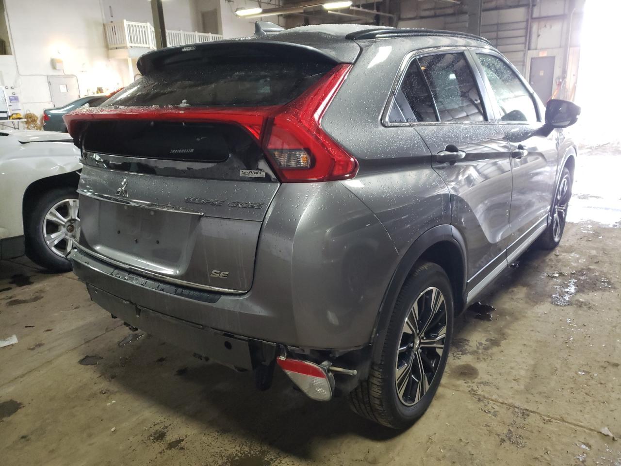 Photo 4 from auction – 2019 MITSUBISHI ECLIPSE CR with VIN JA4AT5AA1KZ023845