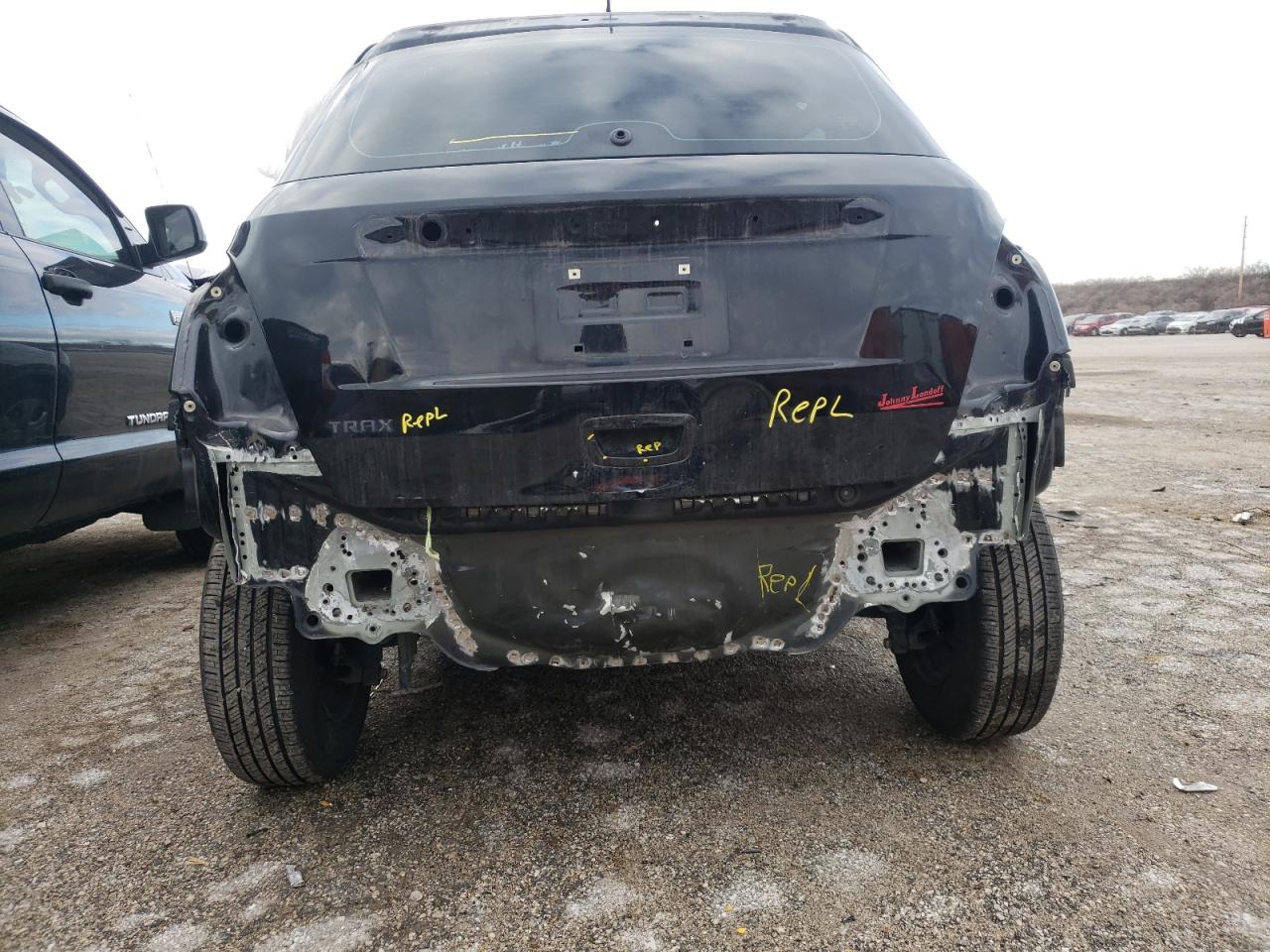 Photo 9 from auction – 2017 CHEVROLET TRAX LS with VIN 3GNCJKSB6HL289945
