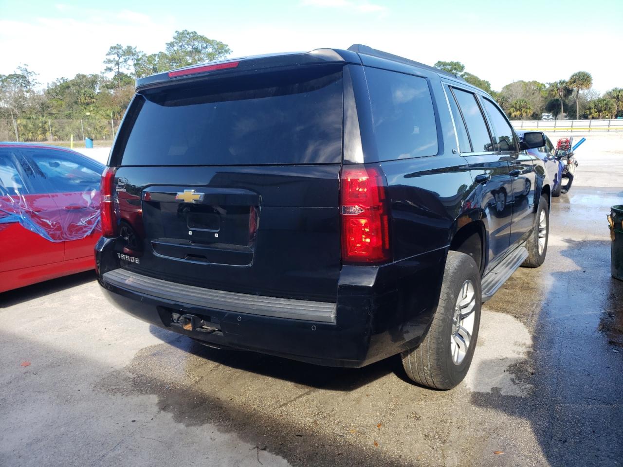 Photo 4 from auction – 2015 CHEVROLET TAHOE C150 with VIN 1GNSCAKC8FR239028
