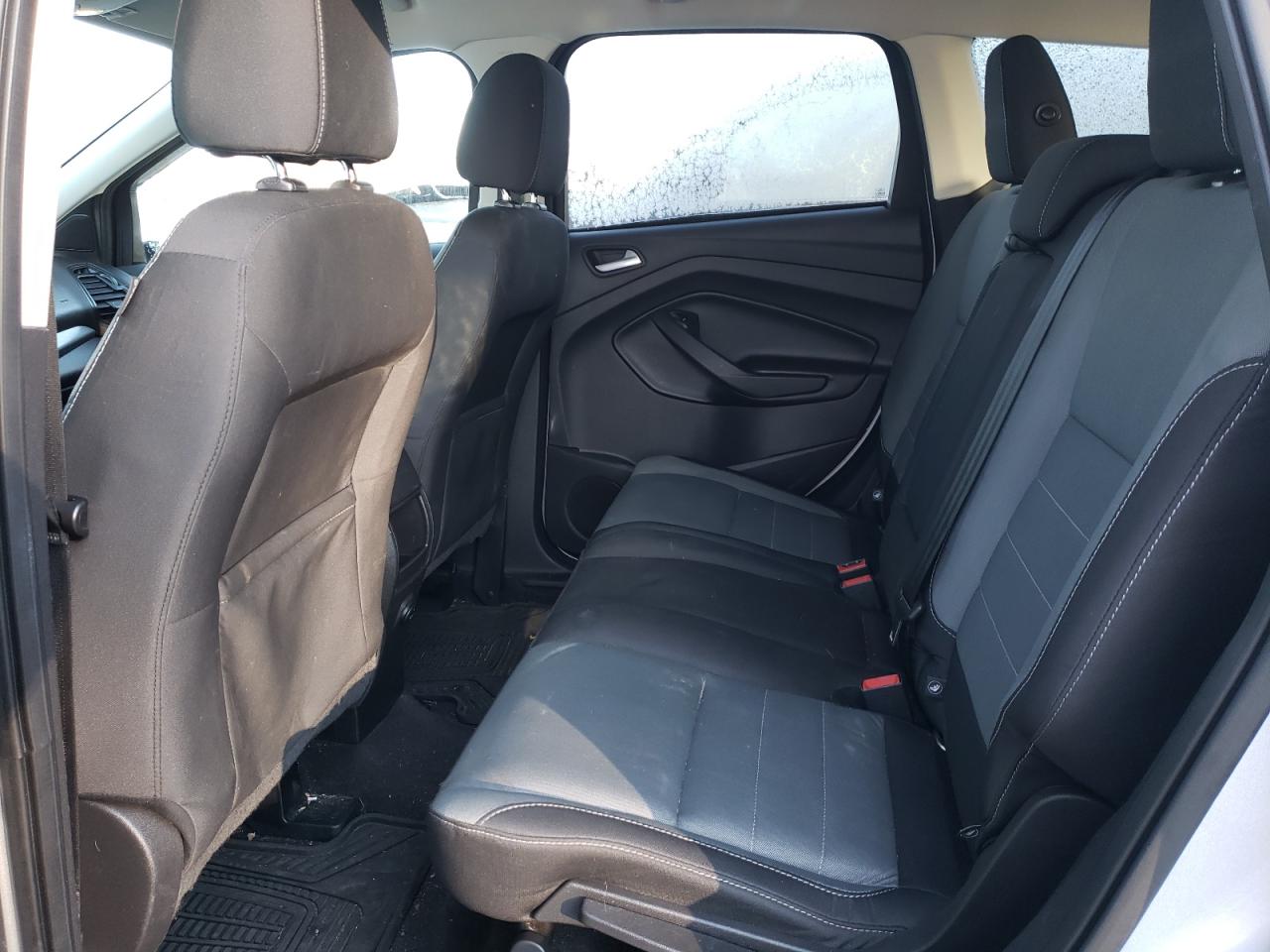 Photo 6 from auction – 2016 FORD ESCAPE SE with VIN 1FMCU9GX0GUC03400