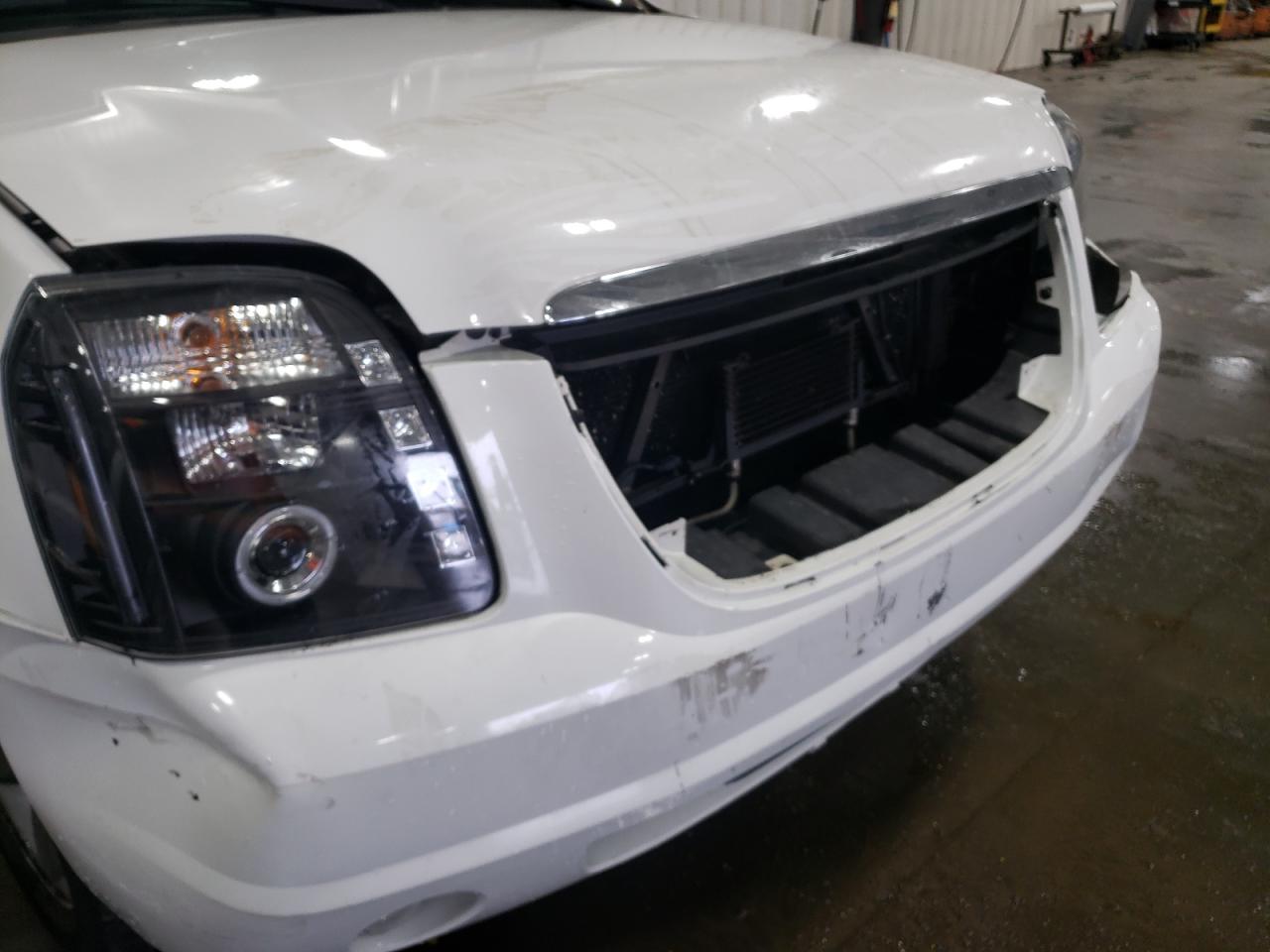 Photo 9 from auction – 2012 GMC YUKON SLT with VIN 1GKS2CE09CR137889