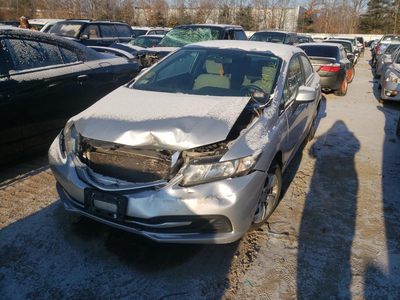 Photo 2 from auction – 2013 HONDA CIVIC LX with VIN 2HGFB2F59DH570486